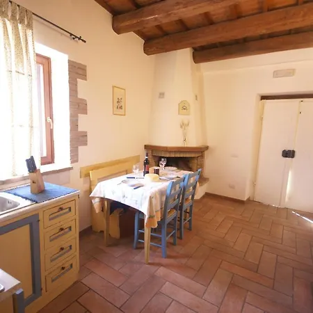 Borgo Di Fonni Hétvégi ház Sellano