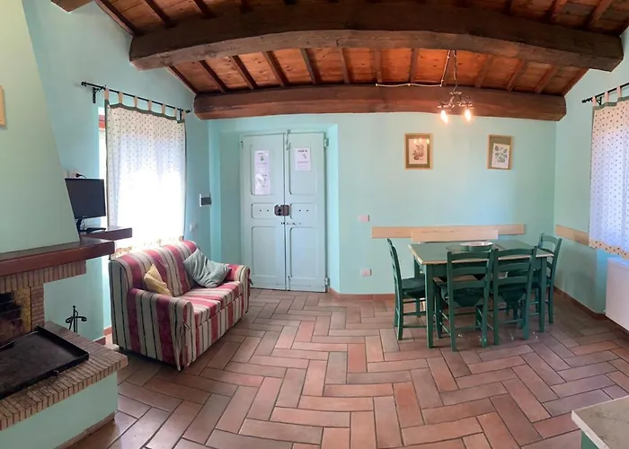 Borgo Di Fonni Casa de Campo Sellano